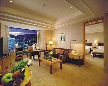 Lotte-Main Wing Hotel